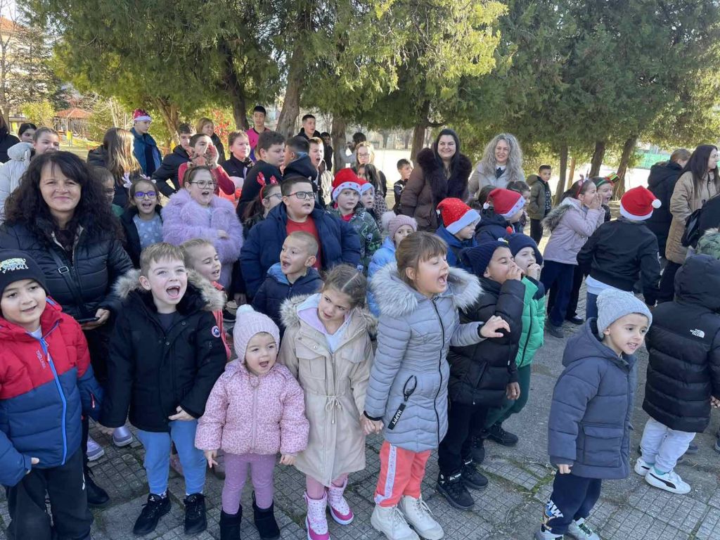 На гости в ОУ "Св.Патриарх Евтимий" - ДГ Слънчо - Пещера